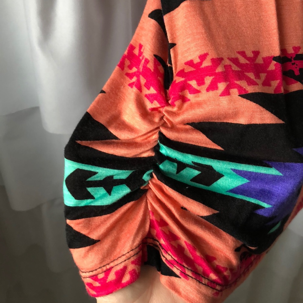Aztec Colorful Top - Picture 4 of 5